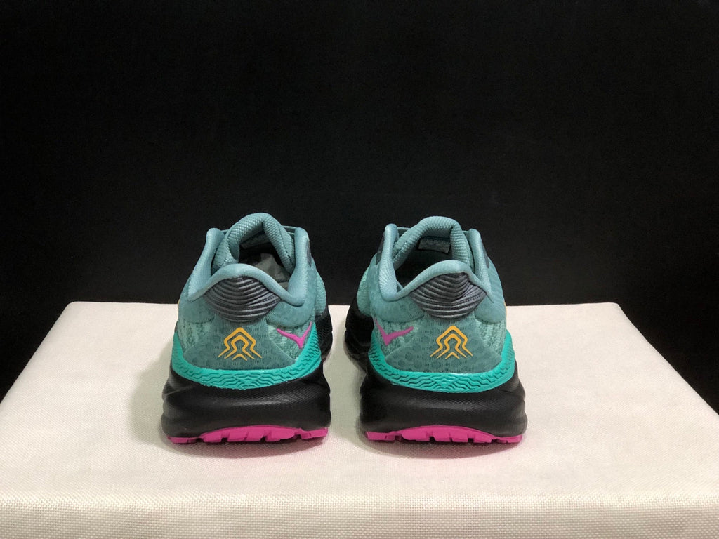 HOKA ONE ONE Challenger 7